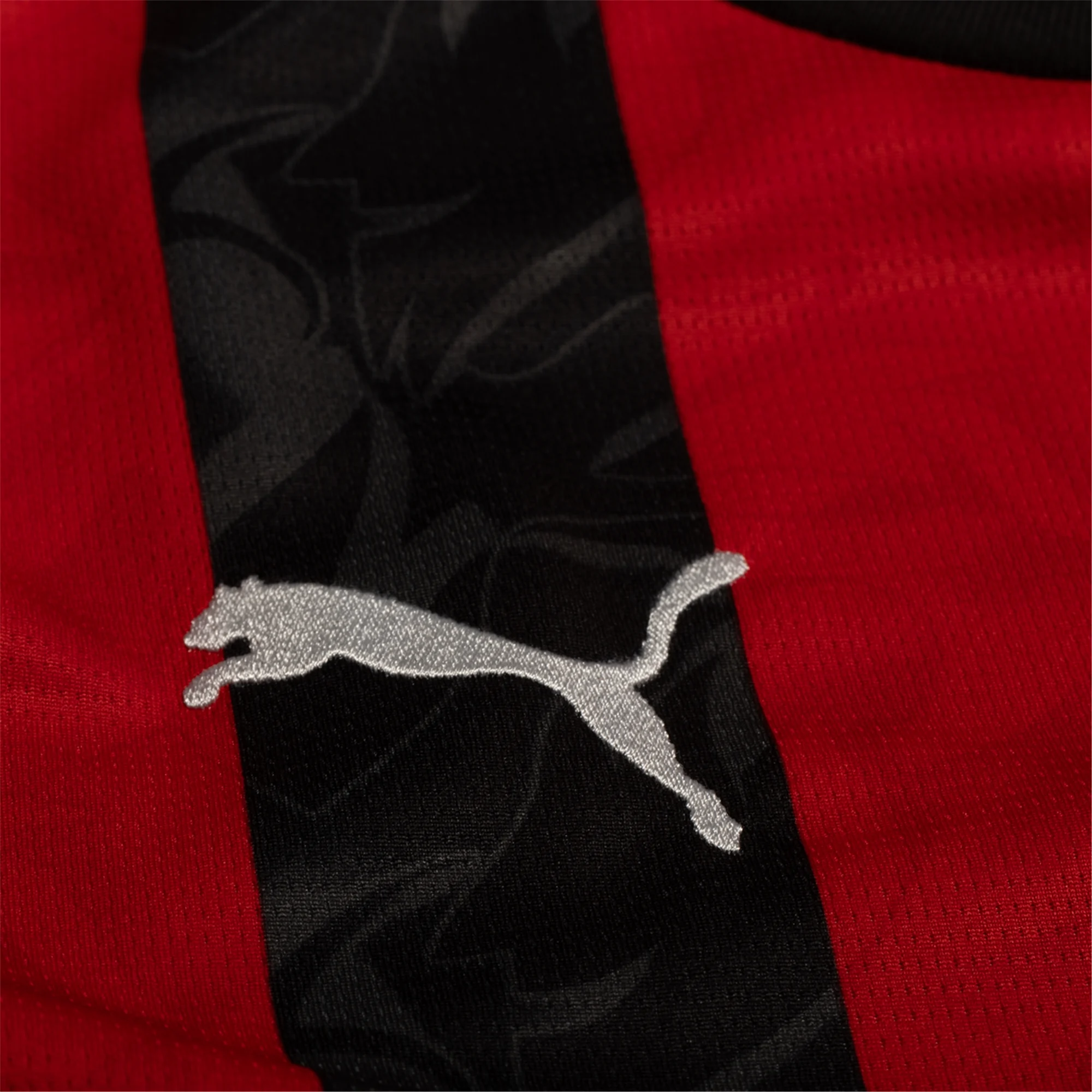 Puma Pavlovic Men's AC Milan Home Jersey w/ Champions League Patches 25/26 (Red/Black)